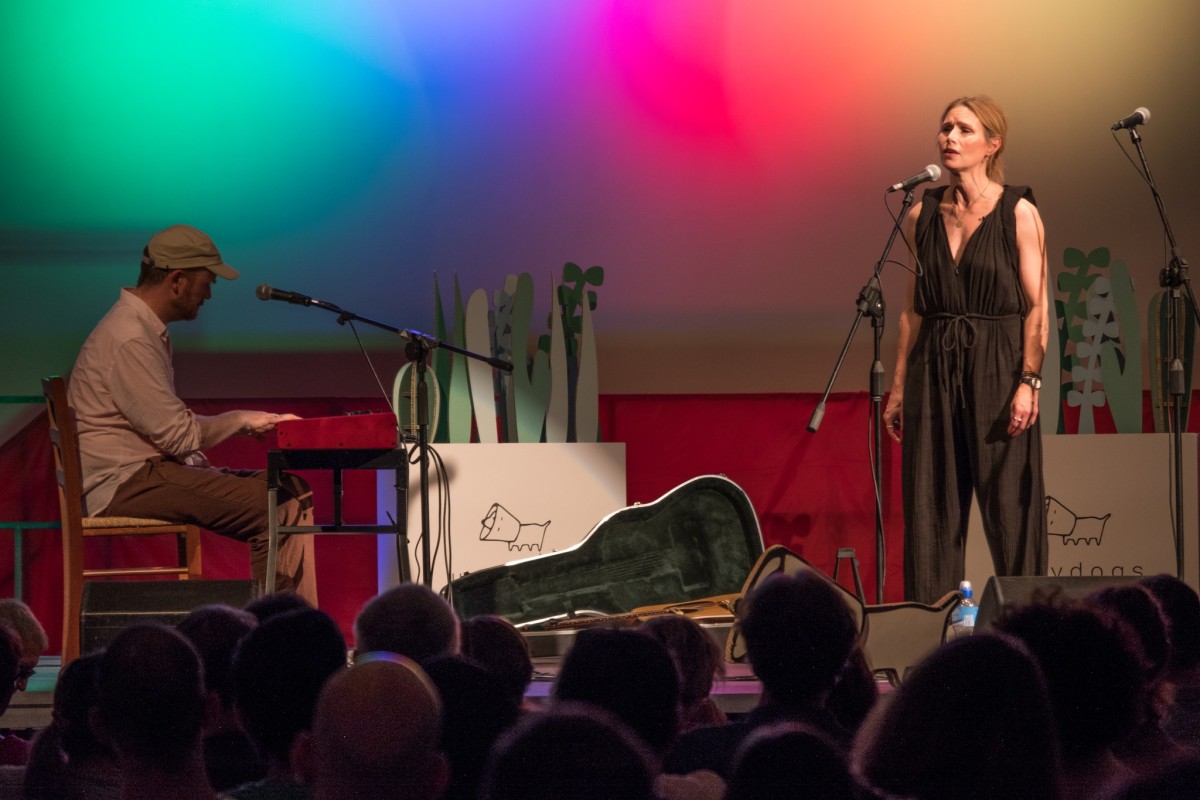 James Yorkston & Nina Persson 