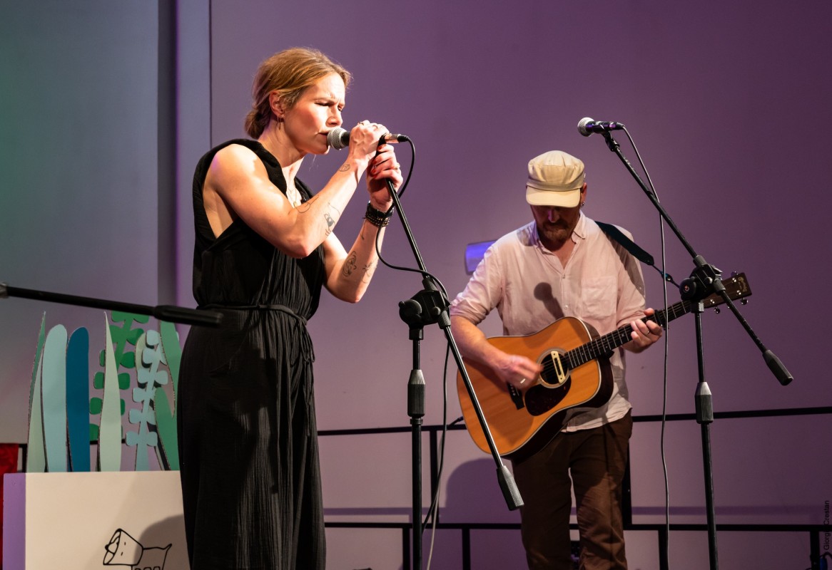 James Yorkston & Nina Persson 